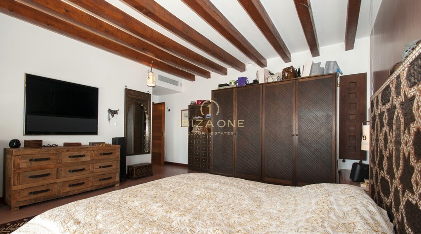 Prachtige villa aan de frontlinie met toegang tot zee en strand te koop, Ibiza - Prachtige villa aan de frontlinie met toegang tot zee en strand te huur, Ibiza
