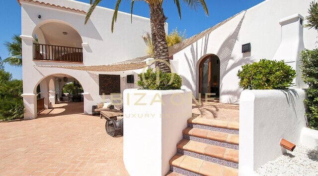 Wunderschöne Villa in erster Meereslinie mit Meer- und Strandzugang zu verkaufen, Ibiza - Wunderschöne Villa in erster Meereslinie mit Meer- und Strandzugang zu vermieten, Ibiza