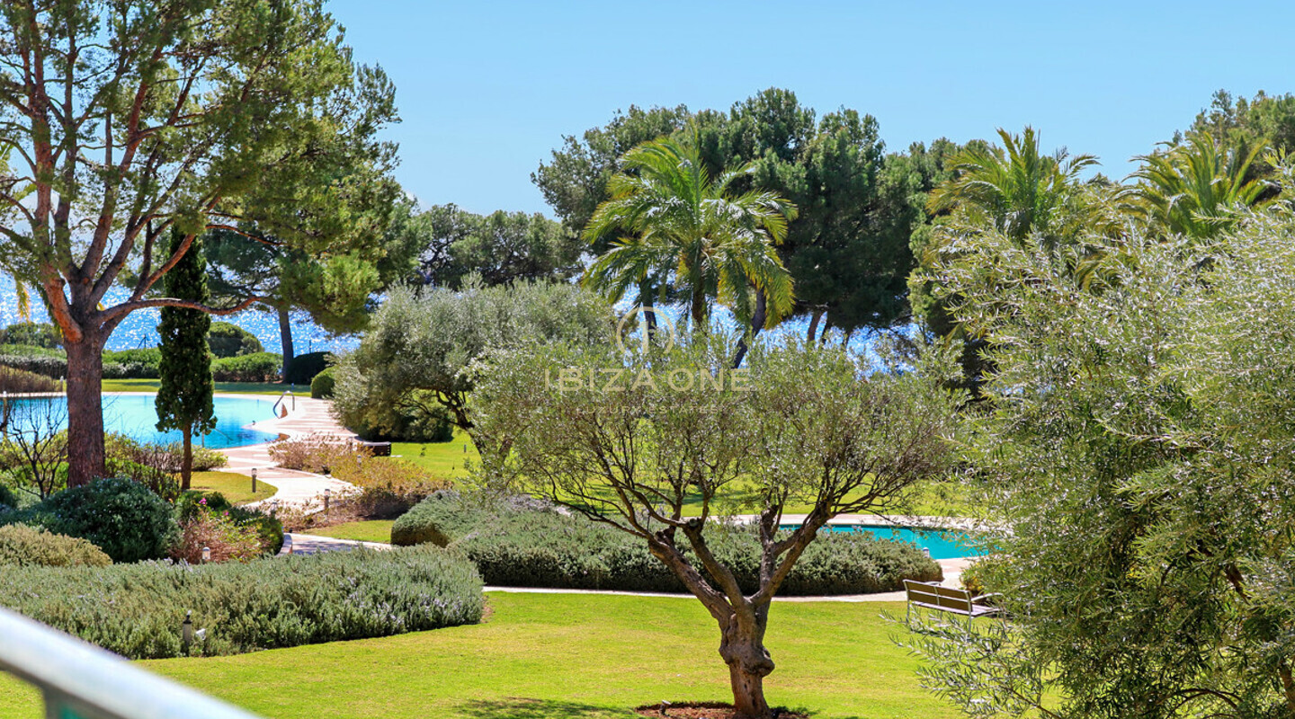 Mardavall: Lussuoso appartamento in prima linea sul mare a Maiorca in vendita, Ibiza - Mardavall: Lussuoso appartamento in prima linea sul mare a Maiorca in affitto, Ibiza