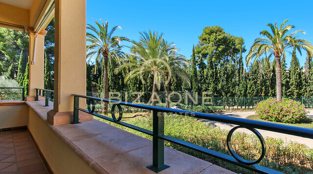 Mardavall : Luxurious first sea line apartment in Mallorca for sale, Ibiza - Mardavall : Luxurious first sea line apartment in Mallorca for rent, Ibiza