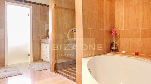 Mardavall: Luxe appartement direct aan zee op Mallorca te koop, Ibiza - Mardavall: Luxe appartement direct aan zee op Mallorca te huur, Ibiza