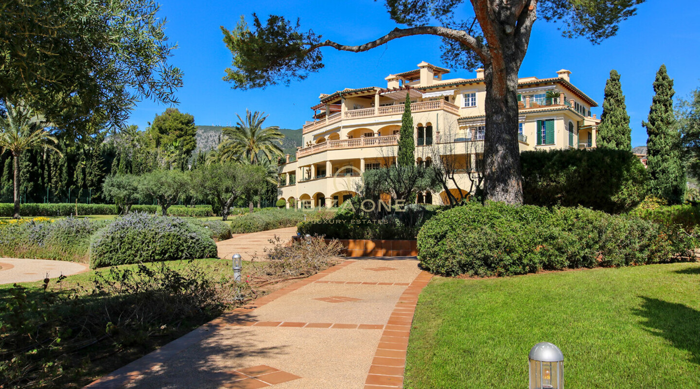 Mardavall: Luxuriöses Apartment in erster Meereslinie auf Mallorca zu verkaufen, Ibiza - Mardavall: Luxuriöses Apartment in erster Meereslinie auf Mallorca zu vermieten, Ibiza
