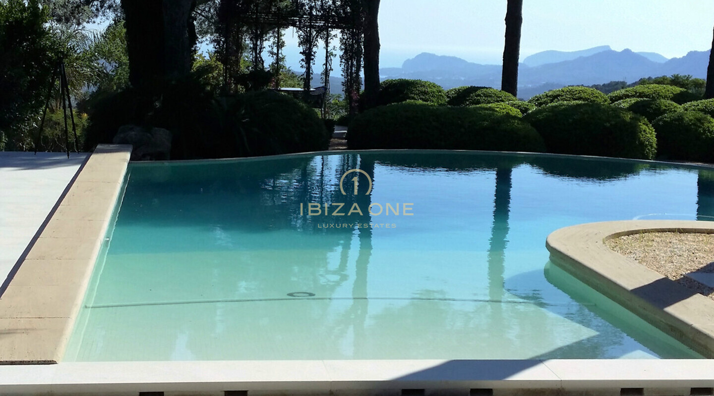 Villa exclusive avec vue sur la mer à vendre à Majorque, Majorque - Villa exclusive avec vue sur la mer à louer à Majorque, Majorque