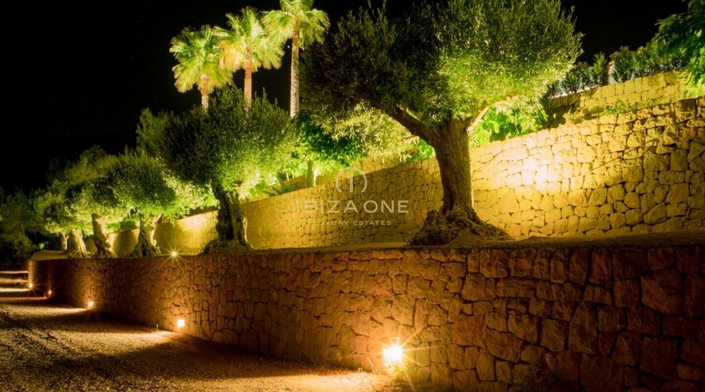 Villa moderna di lusso di nuova costruzione con splendido terreno e vista mare in vendita, Ibiza - Villa moderna di lusso di nuova costruzione con splendido terreno e vista mare in affitto, Ibiza