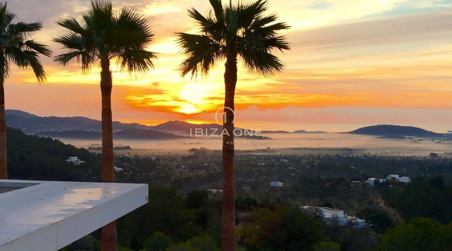 Luxuriöse und neu gebaute moderne Villa mit wunderschönem Land- und Meerblick zu verkaufen, Ibiza - Luxuriöse und neu gebaute moderne Villa mit wunderschönem Land- und Meerblick zu vermieten, Ibiza