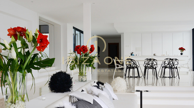 Luxuriöse und neu gebaute moderne Villa mit wunderschönem Land- und Meerblick zu verkaufen, Ibiza - Luxuriöse und neu gebaute moderne Villa mit wunderschönem Land- und Meerblick zu vermieten, Ibiza