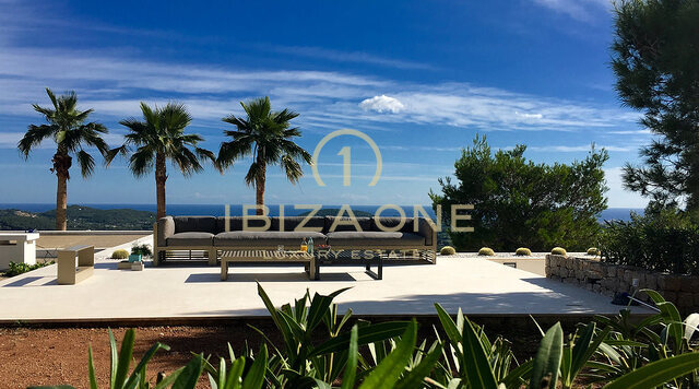 Luxuriöse und neu gebaute moderne Villa mit wunderschönem Land- und Meerblick zu verkaufen, Ibiza - Luxuriöse und neu gebaute moderne Villa mit wunderschönem Land- und Meerblick zu vermieten, Ibiza