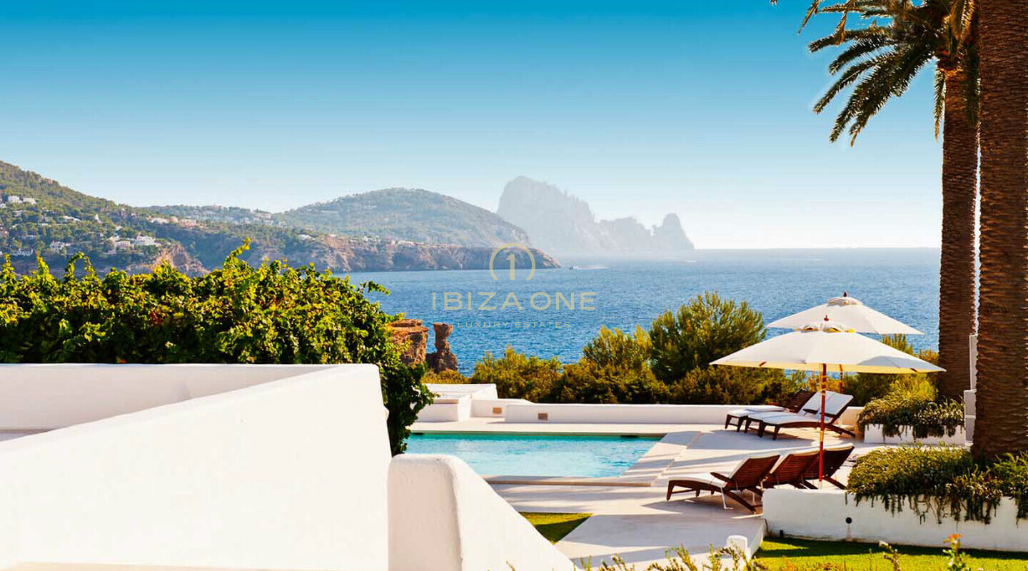 Luxury sea frontline villa with amazing sea and sunset views for rent, Ibiza