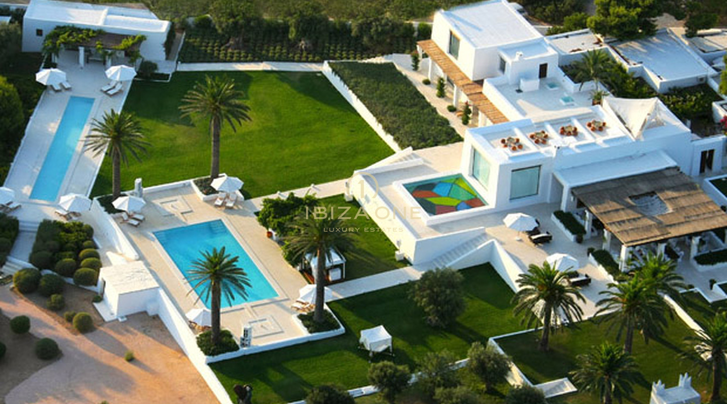 Villa de luxe en bord de mer avec vue imprenable sur la mer et le coucher du soleil à louer, Ibiza