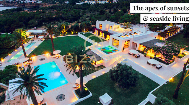 Luxuriöse Villa in erster Meereslinie mit herrlichem Blick auf das Meer und den Sonnenuntergang zu vermieten, Ibiza