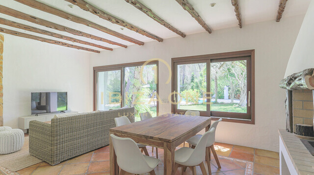 Finca original reformada en estilo Blakstad con casa de invitados cerca de Ibiza con vistas al mar y Dalt Vila en venta, Ibiza - Finca original reformada en estilo Blakstad con casa de invitados cerca de Ibiza con vistas al mar y Dalt Vila en alquiler, Ibiza