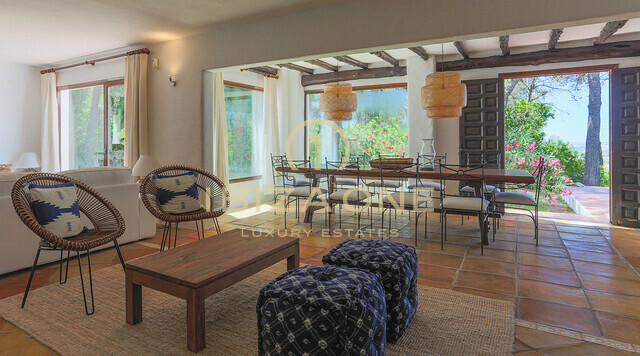 مزرعة أصلية تم تجديدها على طراز بلاكستاد مع بيت ضيافة بالقرب من إيبيزا مع إطلالة على البحر ودالت فيلا للبيع، إيبيزا - مزرعة أصلية تم تجديدها على طراز بلاكستاد مع بيت ضيافة بالقرب من إيبيزا مع إطلالة على البحر ودالت فيلا للإيجار، إيبيزا