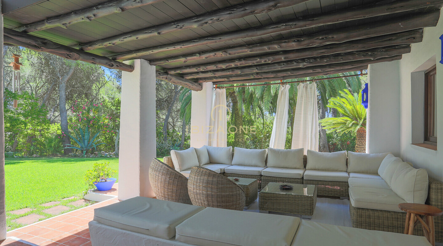 Finca originale ristrutturata in stile Blakstad con dependance vicino a Ibiza con vista sul mare e Dalt Vila in vendita, Ibiza - Finca originale ristrutturata in stile Blakstad con dependance vicino a Ibiza con vista sul mare e Dalt Vila in affitto, Ibiza
