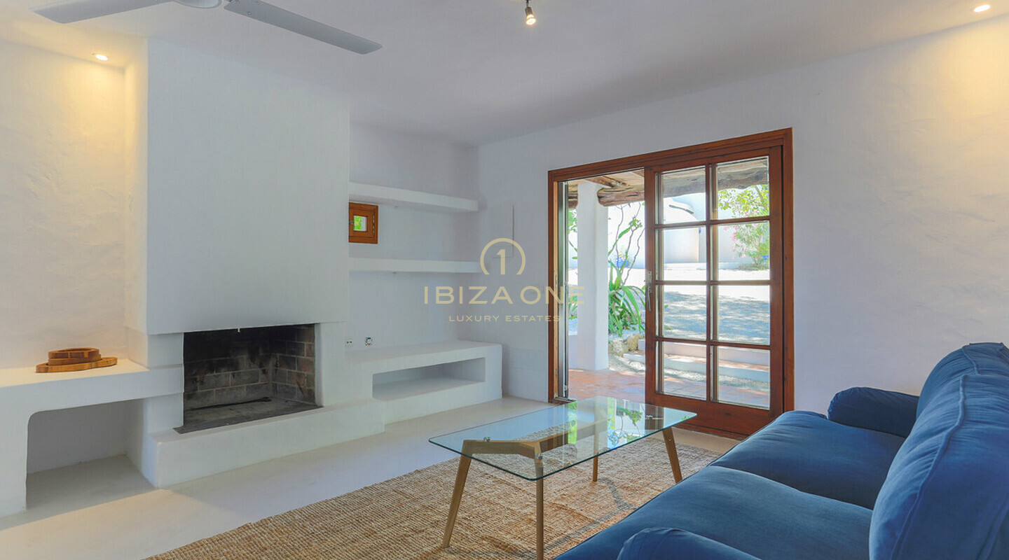 Finca originale ristrutturata in stile Blakstad con dependance vicino a Ibiza con vista sul mare e Dalt Vila in vendita, Ibiza - Finca originale ristrutturata in stile Blakstad con dependance vicino a Ibiza con vista sul mare e Dalt Vila in affitto, Ibiza