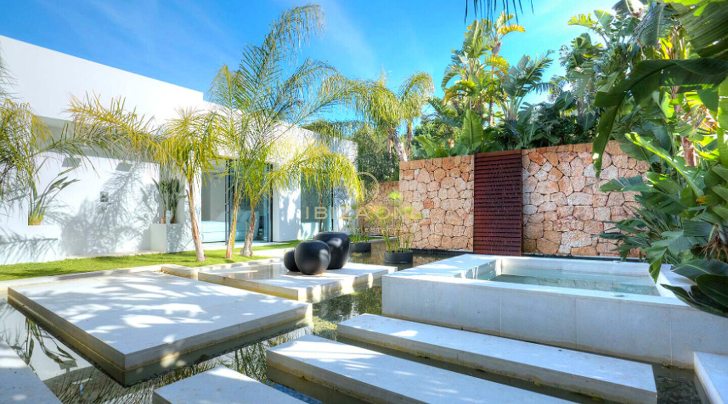 Красивая роскошная современная вилла на закате на продажу, Ибица - Красивая роскошная современная вилла на закате в аренду, Ибица