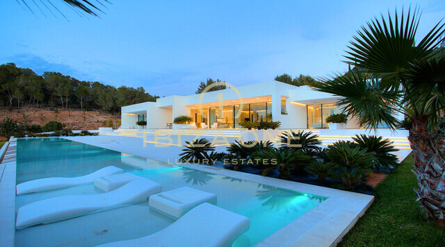 Preciosa villa moderna de lujo con puesta de sol en venta, Ibiza - Preciosa villa moderna de lujo con puesta de sol en alquiler, Ibiza