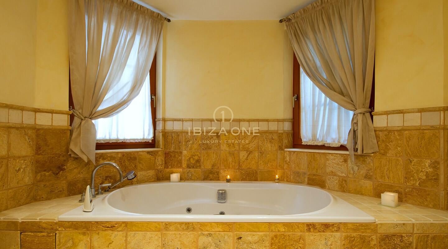 Luxusvilla in Bendinat zu verkaufen, Mallorca - Luxusvilla in Bendinat zu vermieten, Mallorca