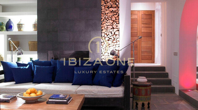 Villa de luxe moderne avec 5 chambres et vue incroyable sur la mer à louer, Ibiza - Villa de luxe moderne avec 5 chambres et vue incroyable sur la mer à vendre, Ibiza