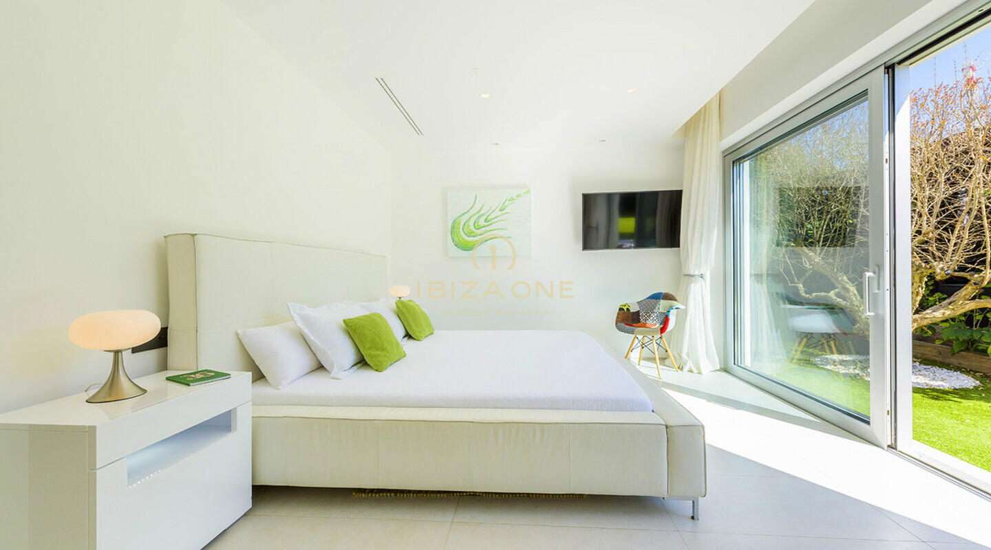 Exclusiva villa de lujo de nueva construcción en Cala Conte 33 en venta, Ibiza - Exclusiva villa de lujo de nueva construcción en Cala Conte 33 en alquiler, Ibiza