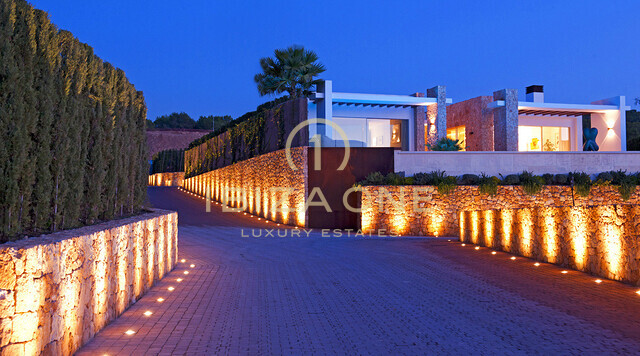 Exclusieve luxe nieuwbouw villa in Cala Conte 33 te koop, Ibiza - Exclusieve luxe nieuwbouw villa in Cala Conte 33 te huur, Ibiza