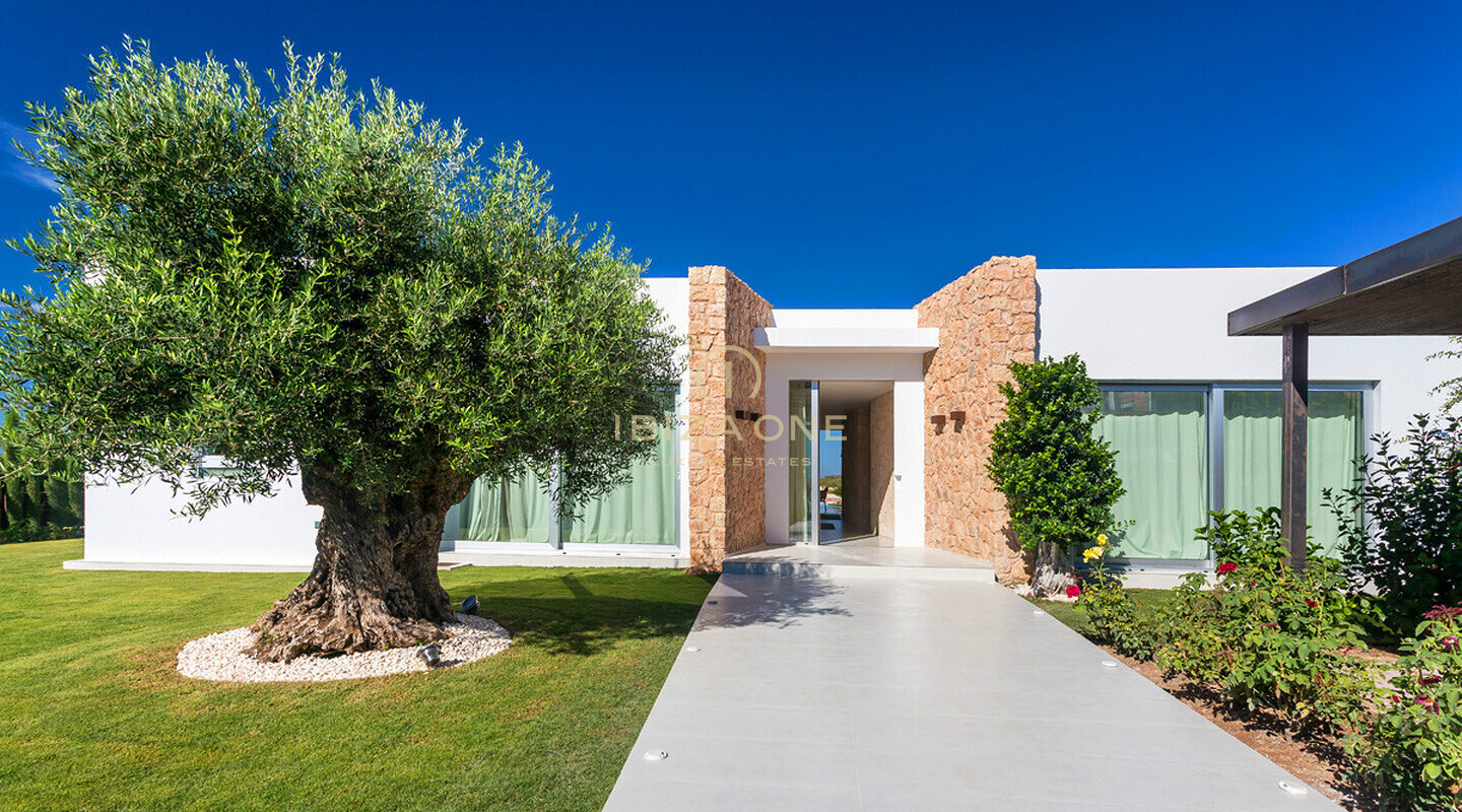 Exclusiva villa de lujo de nueva construcción en Cala Conte 33 en venta, Ibiza - Exclusiva villa de lujo de nueva construcción en Cala Conte 33 en alquiler, Ibiza