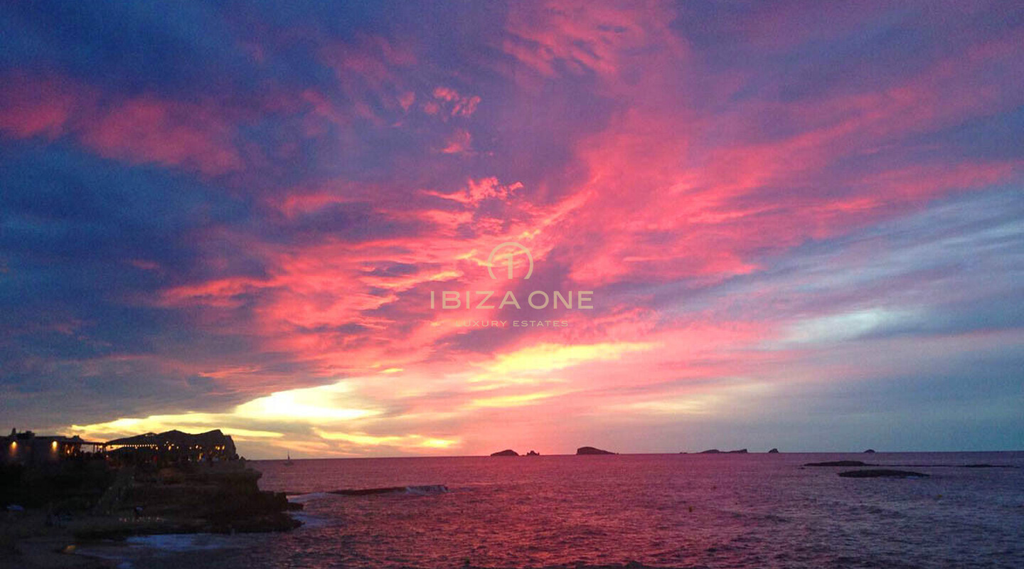 Villa de luxe exclusive nouvellement construite à Cala Conte 33 à vendre, Ibiza - Villa de luxe exclusive nouvellement construite à Cala Conte 33 à louer, Ibiza