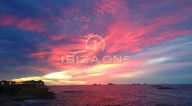 Villa de luxe exclusive nouvellement construite à Cala Conte 33 à vendre, Ibiza - Villa de luxe exclusive nouvellement construite à Cala Conte 33 à louer, Ibiza