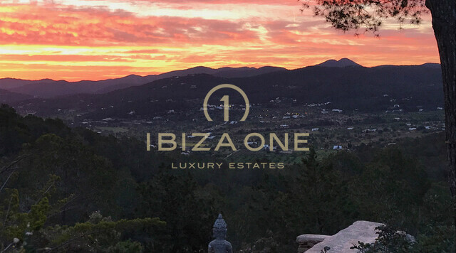 Luxe villa op Ibiza met het beste uitzicht op zee, de zonsondergangen op een van de hoogste punten van het eiland te koop, Ibiza - Luxe villa op Ibiza met het beste uitzicht op zee, de zonsondergangen op een van de hoogste punten van het eiland te huur, Ibiza