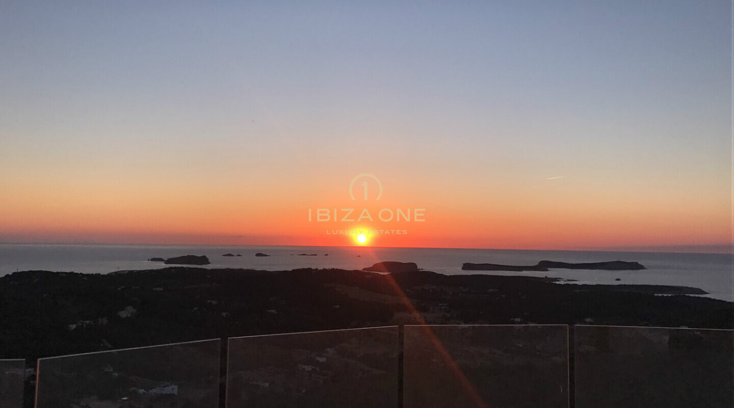 Lussuosa villa a Ibiza con la migliore vista sul mare, i tramonti su uno dei punti più alti dell'isola in vendita, Ibiza - Lussuosa villa a Ibiza con la migliore vista sul mare, i tramonti su uno dei punti più alti dell'isola in affitto, Ibiza
