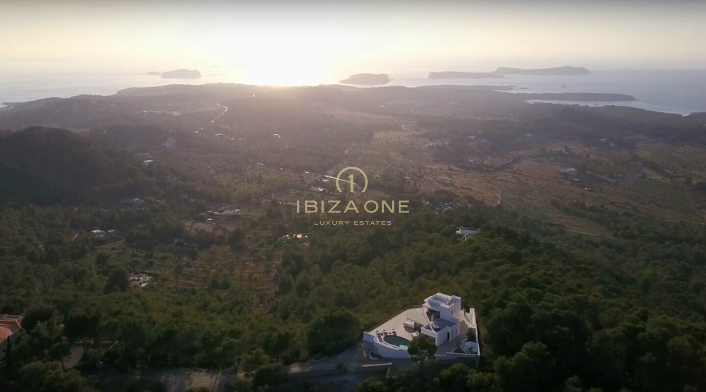 Luxuriöse Villa auf Ibiza mit dem besten Blick auf das Meer, die Sonnenuntergänge auf einem der höchsten Punkte der Insel zu verkaufen, Ibiza - Luxuriöse Villa auf Ibiza mit dem besten Blick auf das Meer, die Sonnenuntergänge auf einem der höchsten Punkte der Insel zu vermieten, Ibiza