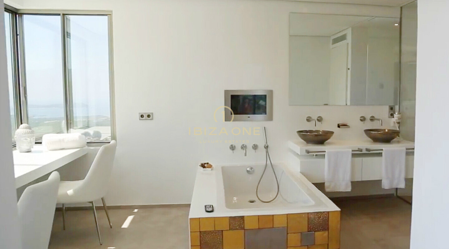Lujosa villa en Ibiza con la mejor vista al mar, las puestas de sol en uno de los puntos más altos de la isla en venta, Ibiza - Lujosa villa en Ibiza con la mejor vista al mar, las puestas de sol en uno de los puntos más altos de la isla en alquiler, Ibiza