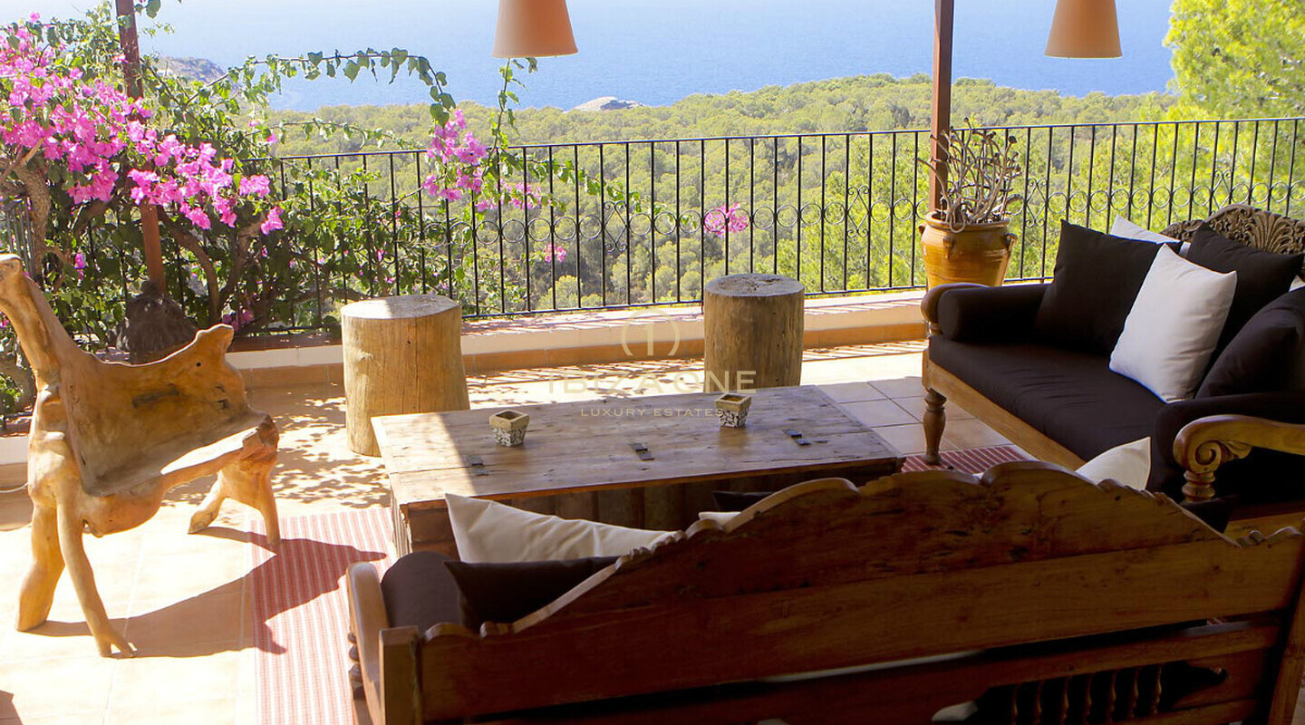 Mediterrane Villa mit 180º-Blick auf das Meer, die Inseln Conejeras, S'Esparta und Cala Salada zu verkaufen, Ibiza - Mediterrane Villa mit 180º-Blick auf das Meer, die Inseln Conejeras, S'Esparta und Cala Salada zu vermieten, Ibiza
