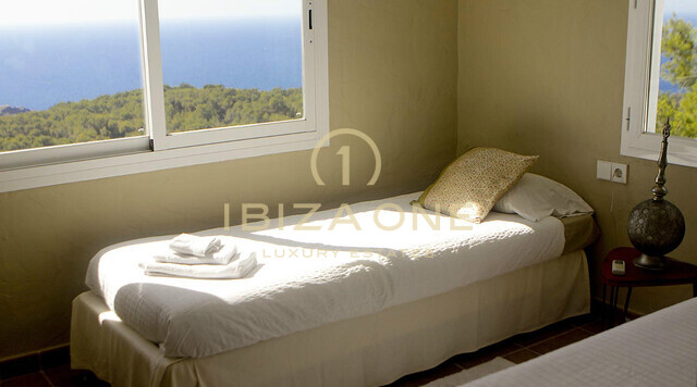 Mediterrane Villa mit 180º-Blick auf das Meer, die Inseln Conejeras, S'Esparta und Cala Salada zu verkaufen, Ibiza - Mediterrane Villa mit 180º-Blick auf das Meer, die Inseln Conejeras, S'Esparta und Cala Salada zu vermieten, Ibiza