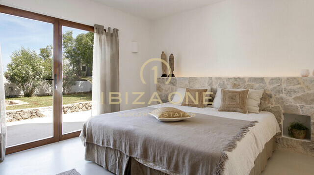 Luxuriöse, neu renovierte Villa mit Meerblick zu verkaufen, Ibiza - Luxuriöse, neu renovierte Villa mit Meerblick zu vermieten, Ibiza