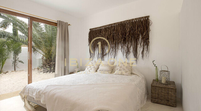 Luxe, onlangs gerenoveerde villa met zeezicht te koop, Ibiza - Luxe, onlangs gerenoveerde villa met zeezicht te huur, Ibiza