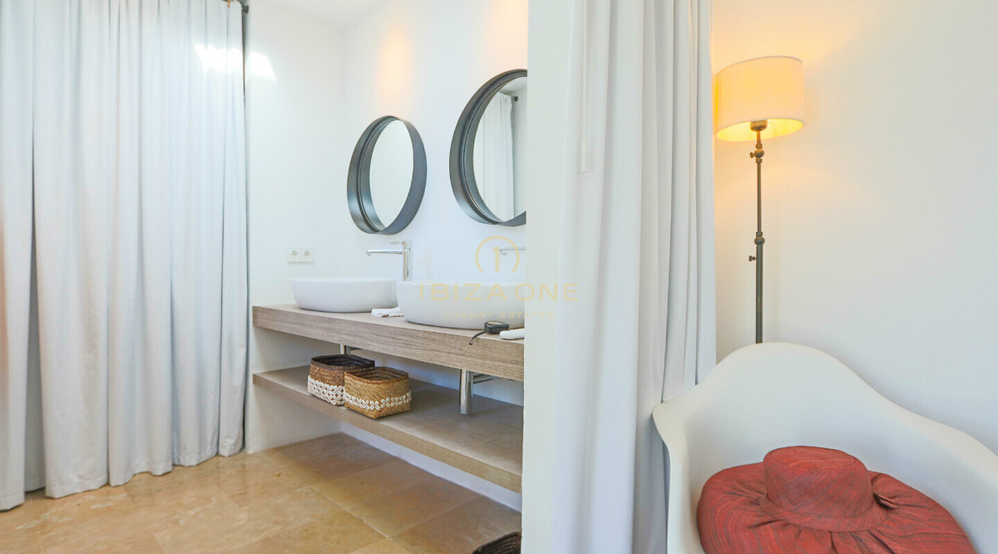 Newly renovated luxurious villa with beautiful sea and sunset views for sale, Ibiza - Newly renovated luxurious villa with beautiful sea and sunset views for rent, Ibiza