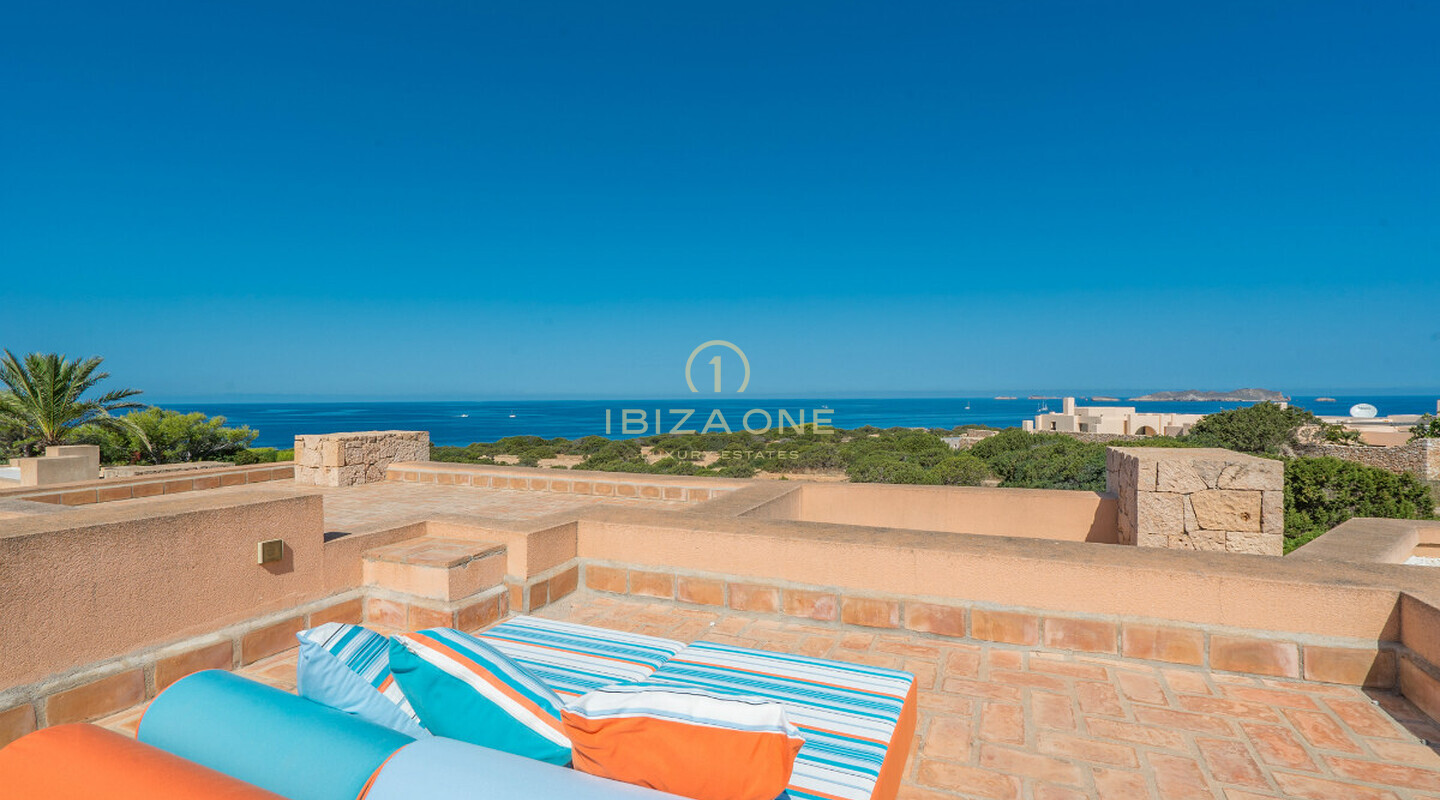 Villa aan de eerste lijn van de zee met het hele jaar door zonsondergang te koop, Ibiza - Villa aan de eerste lijn van de zee met het hele jaar door zonsondergang te huur, Ibiza