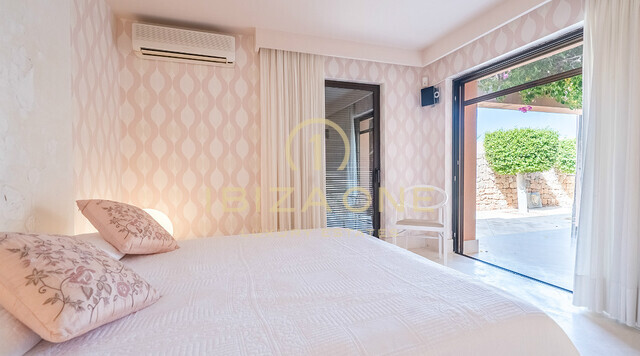 Villa aan de eerste lijn van de zee met het hele jaar door zonsondergang te koop, Ibiza - Villa aan de eerste lijn van de zee met het hele jaar door zonsondergang te huur, Ibiza