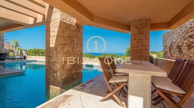 Villa in prima linea sul mare con tramonto tutto l'anno in vendita, Ibiza - Villa in prima linea sul mare con tramonto tutto l'anno in affitto, Ibiza