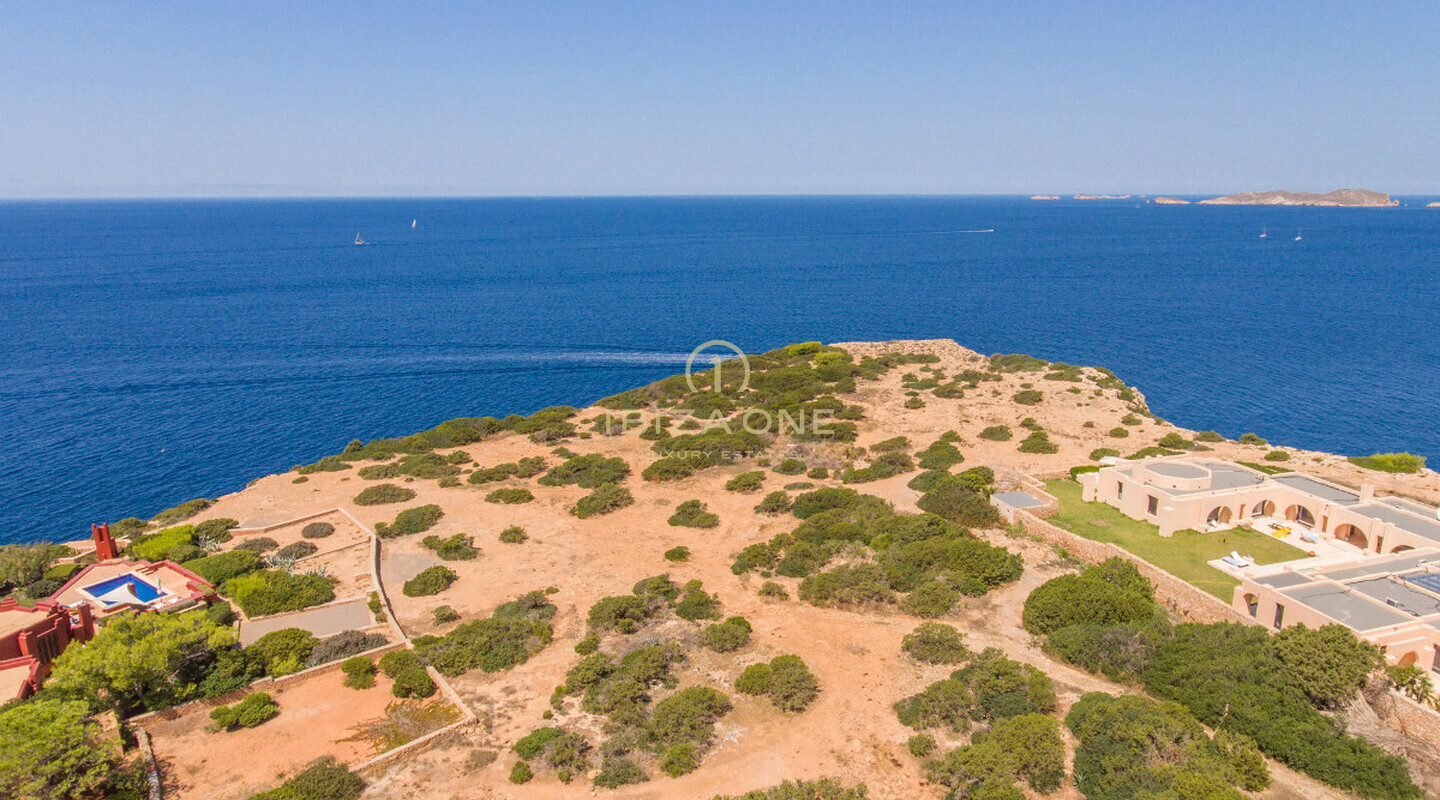 First sea line villa with year-round sunset for sale, Ibiza - First sea line villa with year-round sunset for rent, Ibiza