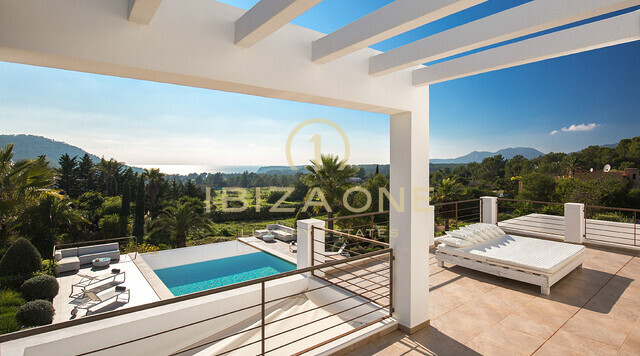 Luxuriöse Villa mit Meerblick in der Cala Jondal zu vermieten, Ibiza