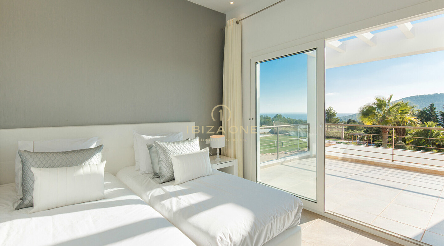 Villa de luxe avec vue sur la mer à louer à Cala Jondal, Ibiza
