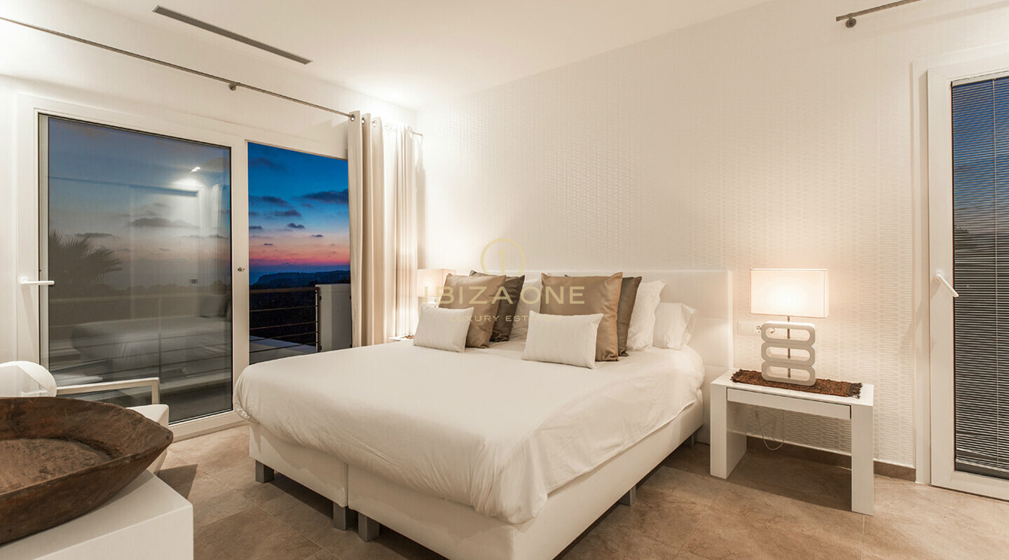 Luxury sea view villa in the Cala Jondal for rent, Ibiza