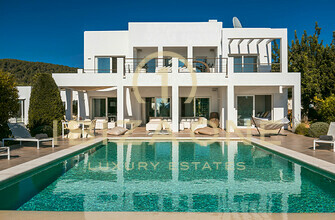 NEU Kylie & Gurnek Bains, 1277, Villa Islita