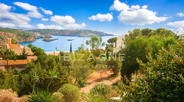 Villa di lusso con splendida vista mare in vendita a Es Cubells / Vista Alegre e in affitto, Ibiza - Villa di lusso con splendida vista mare in vendita a Es Cubells / Vista Alegre e in affitto, Ibiza