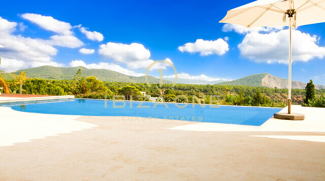 Luxusvilla mit sehr gutem Meerblick in Es Cubells / Vista Alegre zu verkaufen und zu vermieten, Ibiza - Luxusvilla mit sehr gutem Meerblick in Es Cubells / Vista Alegre zu verkaufen und zu verkaufen, Ibiza