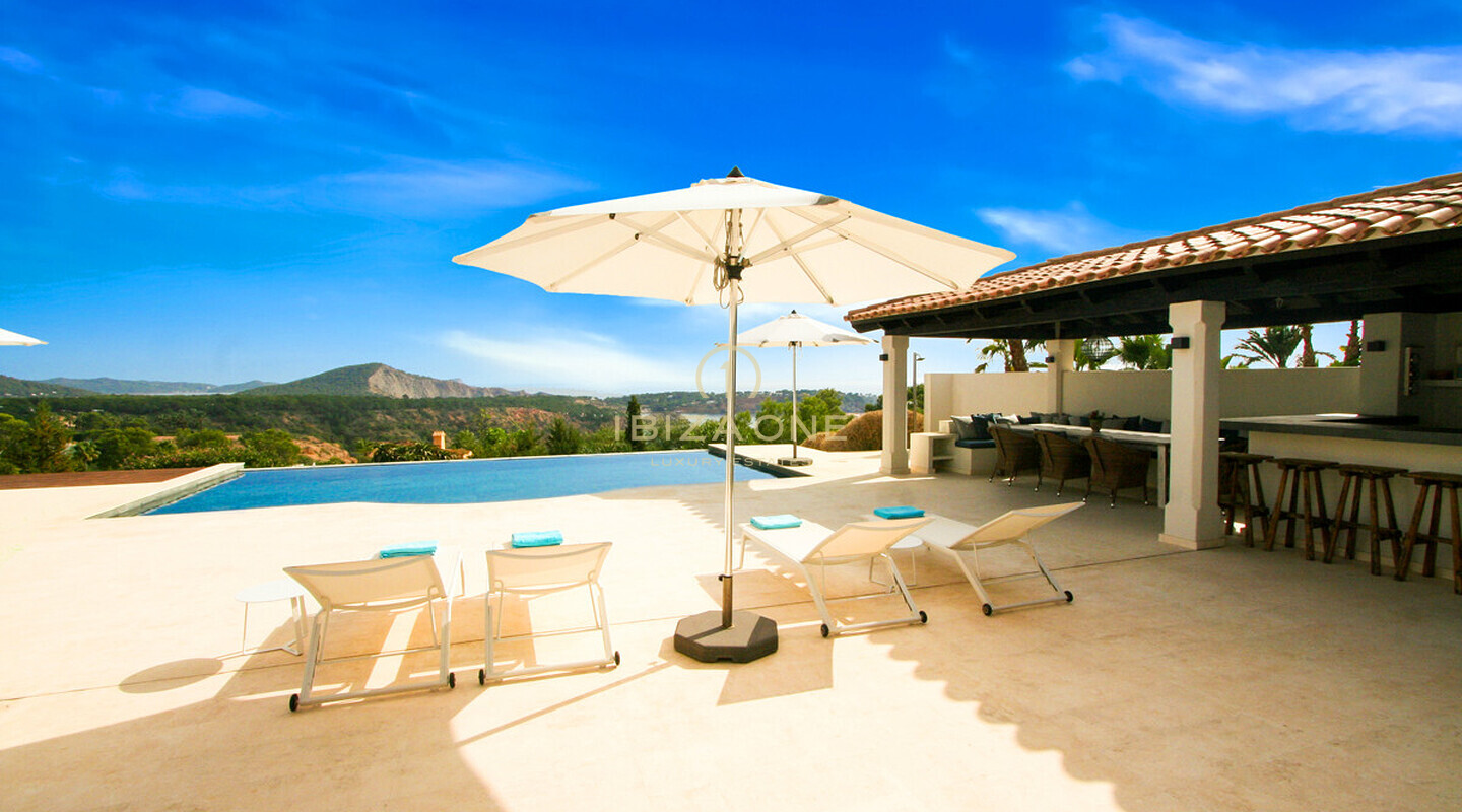 Villa de lujo con muy buenas vistas al mar en venta en Es Cubells / Vista Alegre y en alquiler, Ibiza - Villa de lujo con muy buenas vistas al mar en venta en Es Cubells / Vista Alegre y en venta, Ibiza
