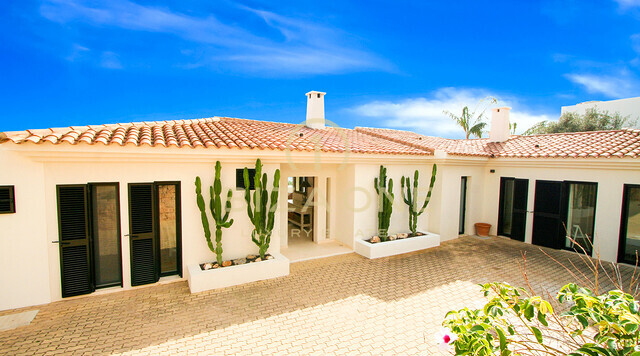 Luxe villa met prachtig zeezicht te koop in Es Cubells / Vista Alegre en te huur, Ibiza - Luxe villa met prachtig zeezicht te koop in Es Cubells / Vista Alegre en te koop, Ibiza