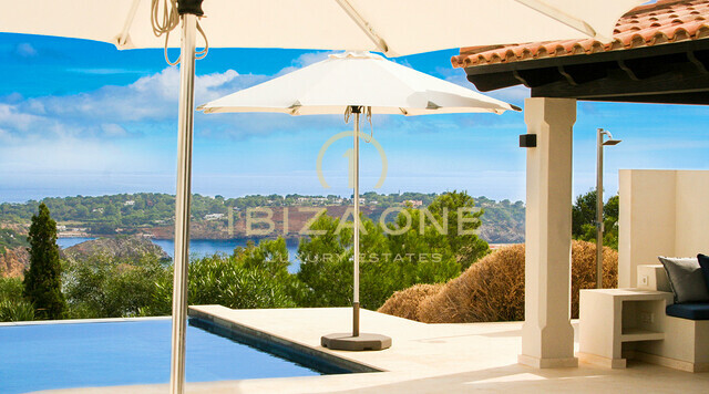 Villa de lujo con muy buenas vistas al mar en venta en Es Cubells / Vista Alegre y en alquiler, Ibiza - Villa de lujo con muy buenas vistas al mar en venta en Es Cubells / Vista Alegre y en venta, Ibiza