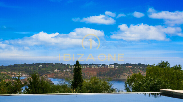 Luxury villa with very good sea views for sale in Es Cubells / Vista Alegre and for rent, Ibiza - Luxury villa with very good sea views for sale in Es Cubells / Vista Alegre and for sale, Ibiza